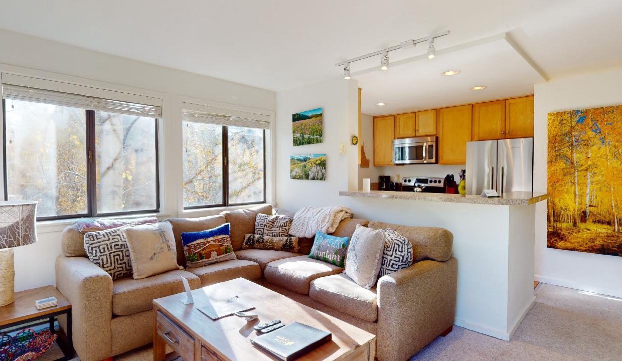 Cottonwood Condo 1453A Alpine Lodging Sun Valley