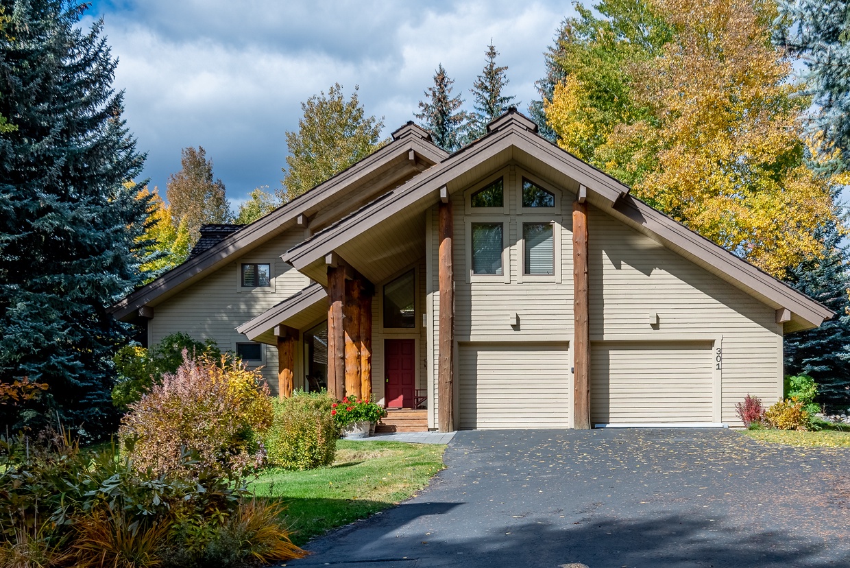 Exterior Autumn