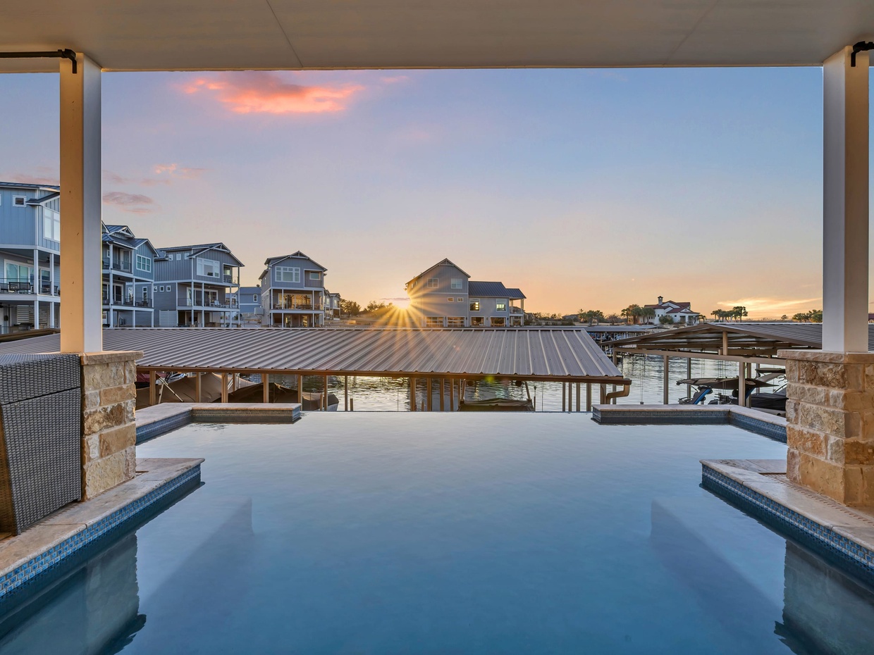 View Reel Oasis A Kingsland Vacation Rental