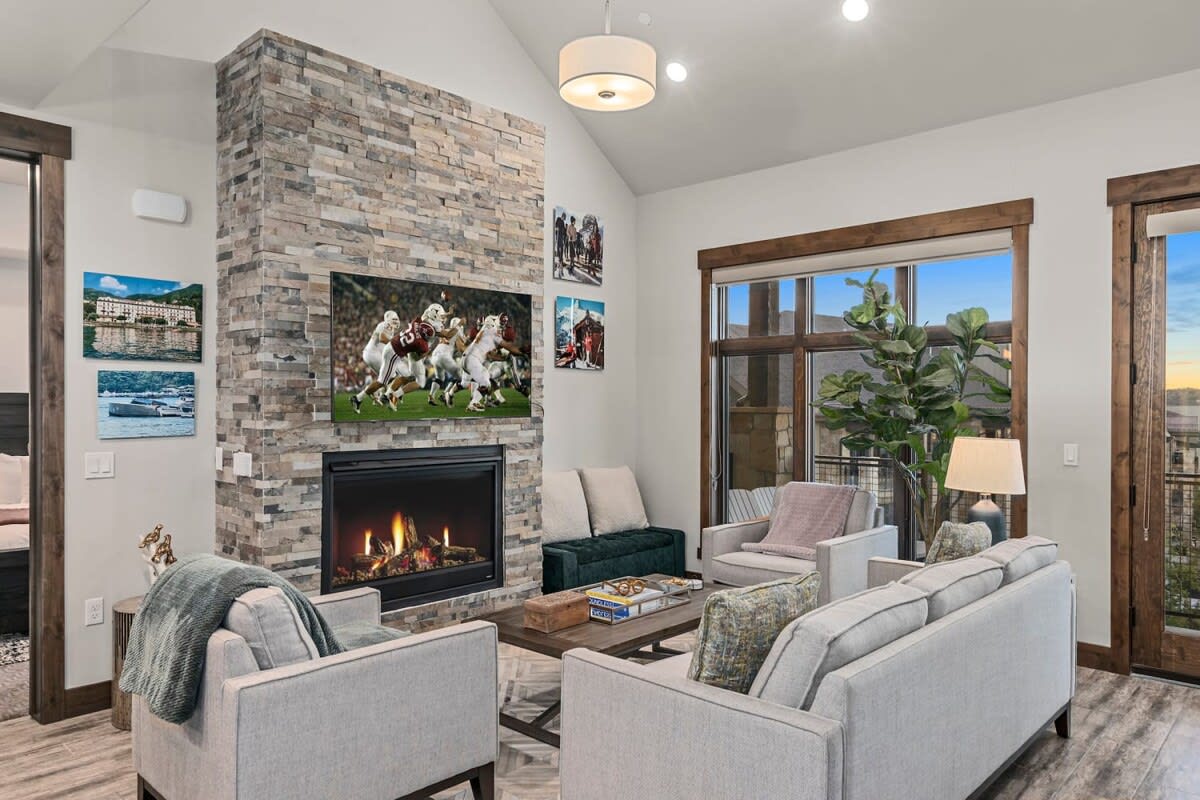 Lofts at Blackstone 3BR Elevation Lodges