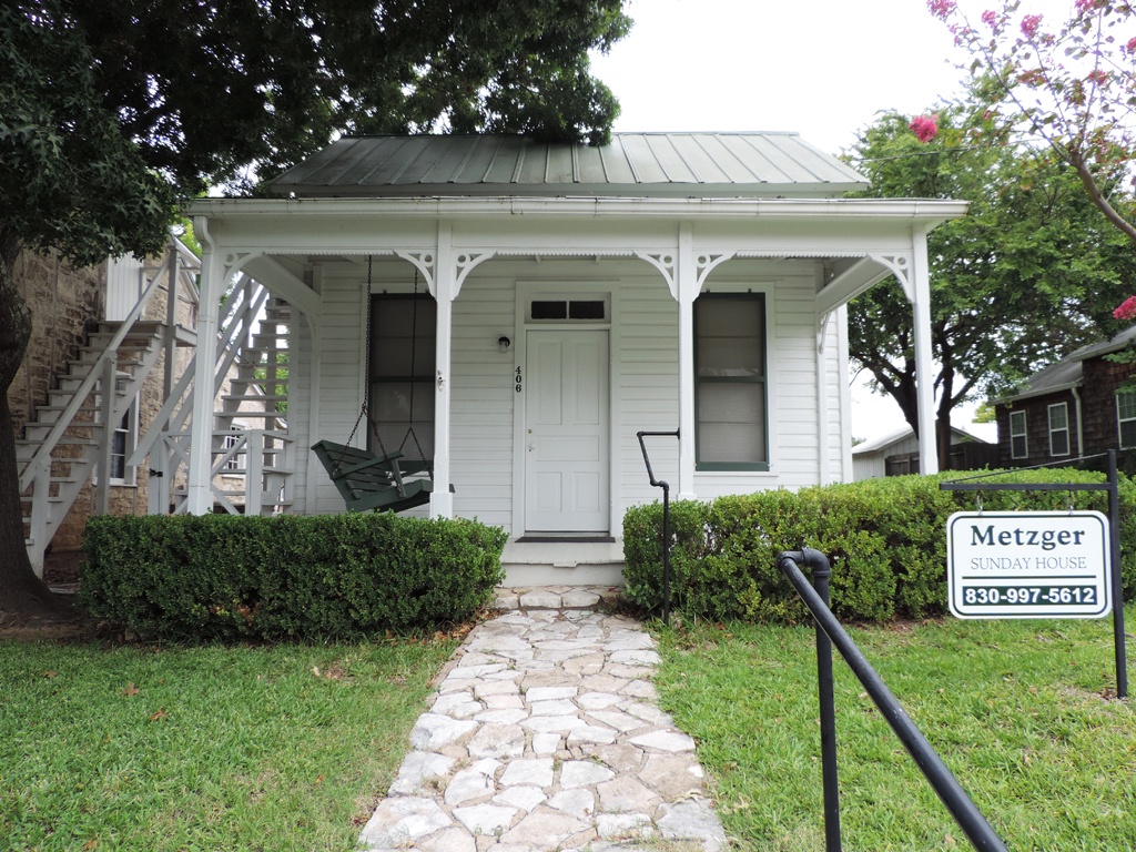 View Metzger Sunday House A Fredericksburg Vacation Rental