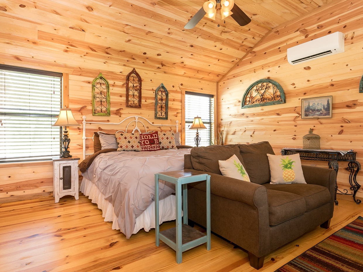 Fantastic king bed