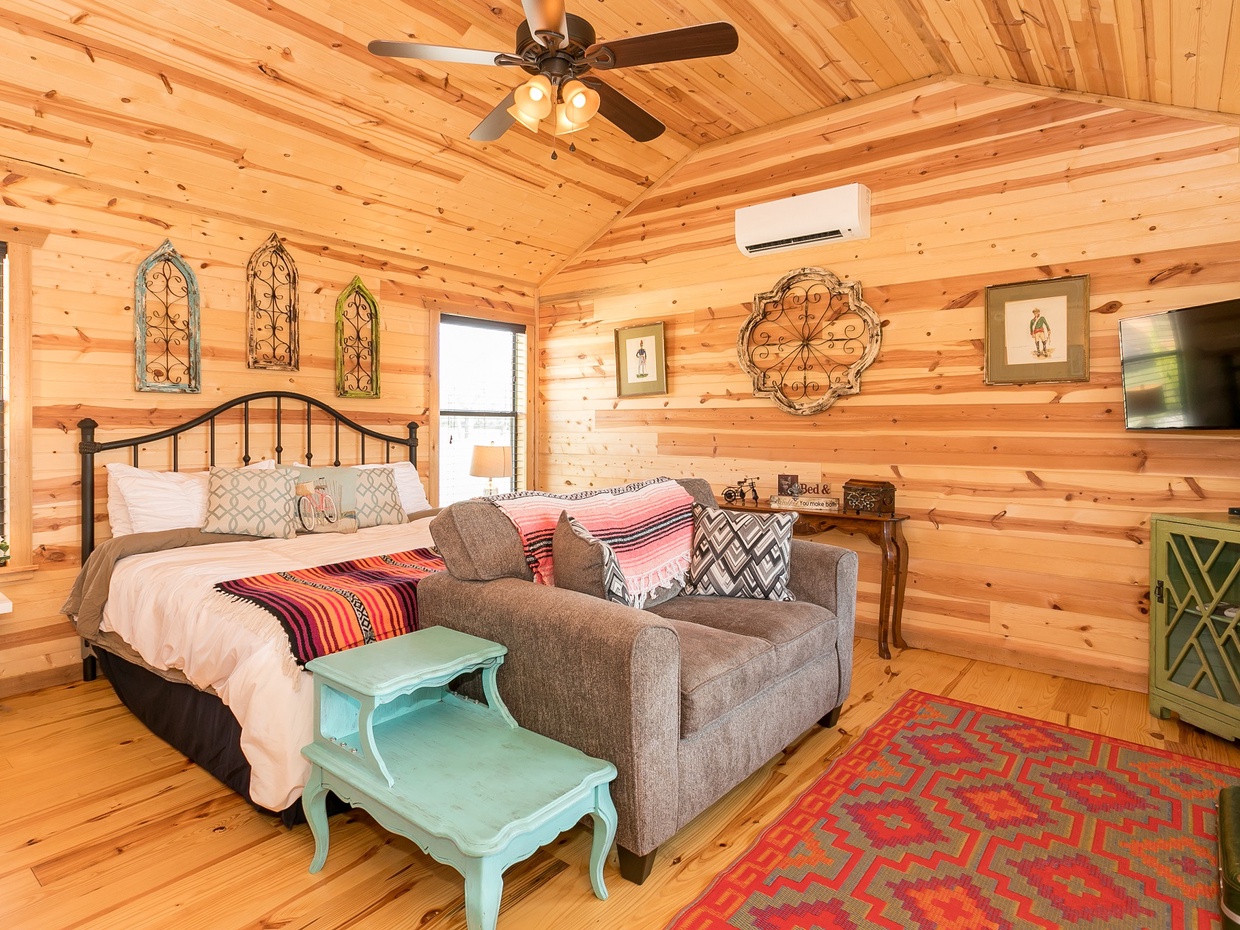 Awesome king bed