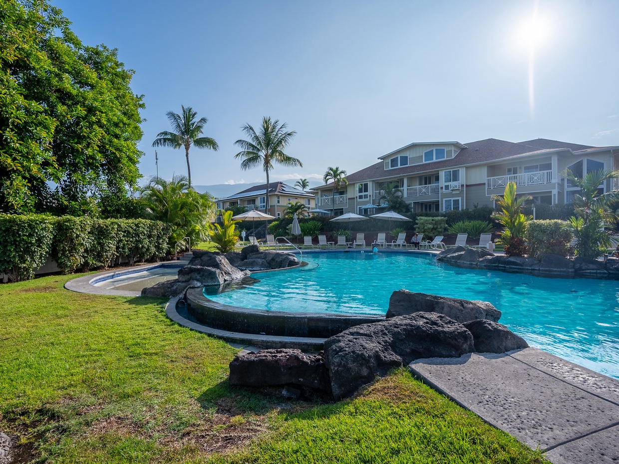Pool at Alii Cove