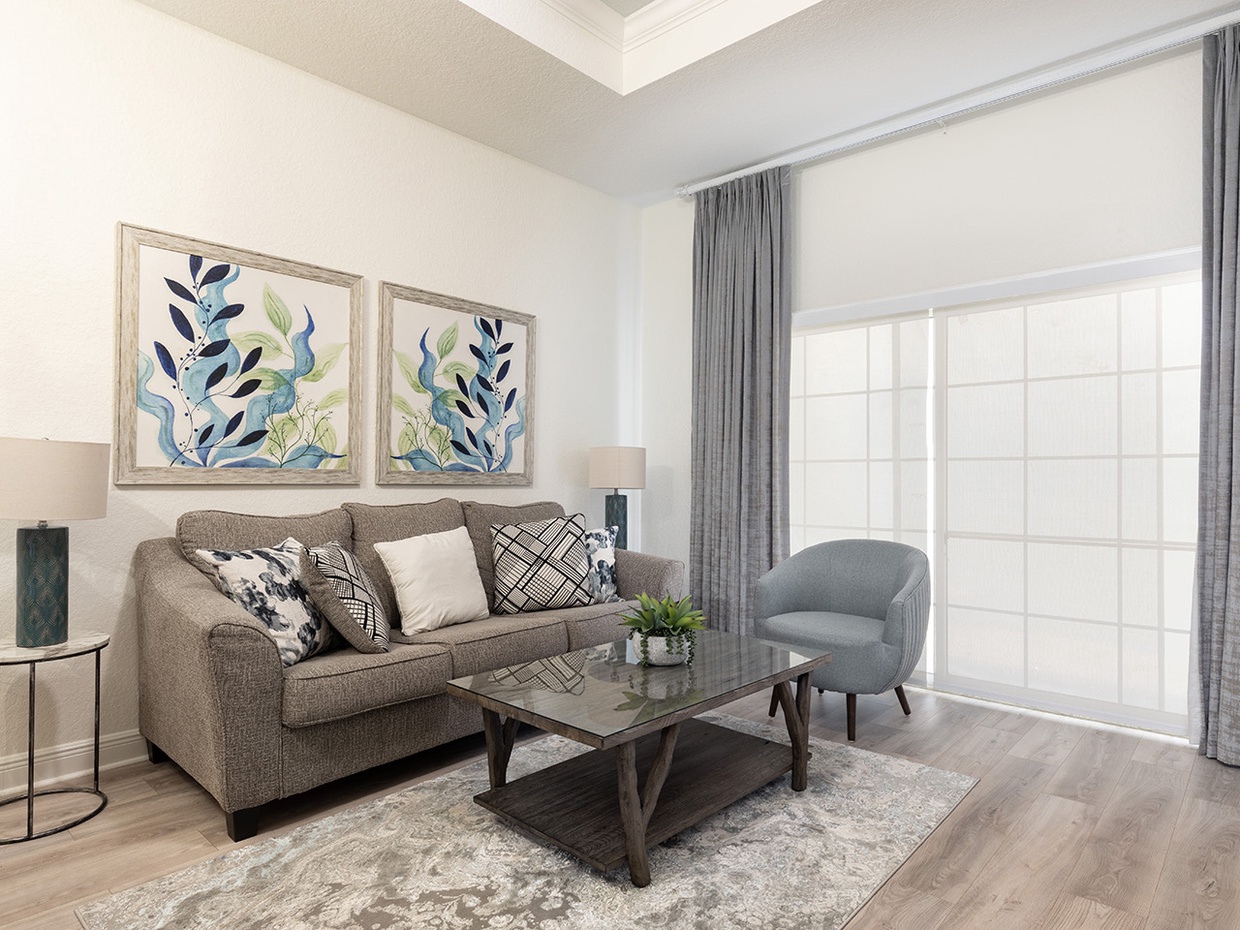 [amenities:living-area:1] Living Area