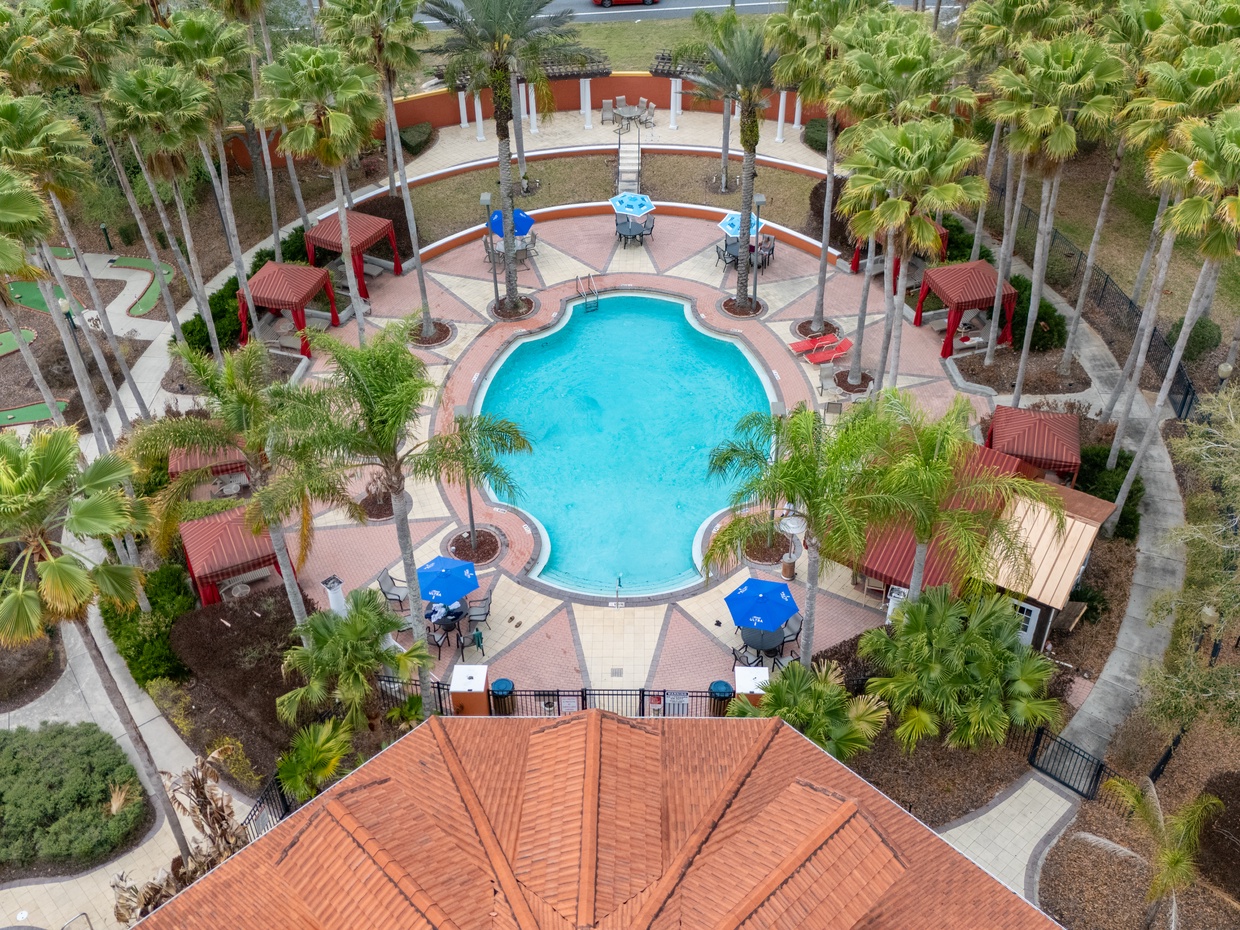 Located in Solana Resort, one of the most popular Orlando vacation home resorts in the Disney World area.