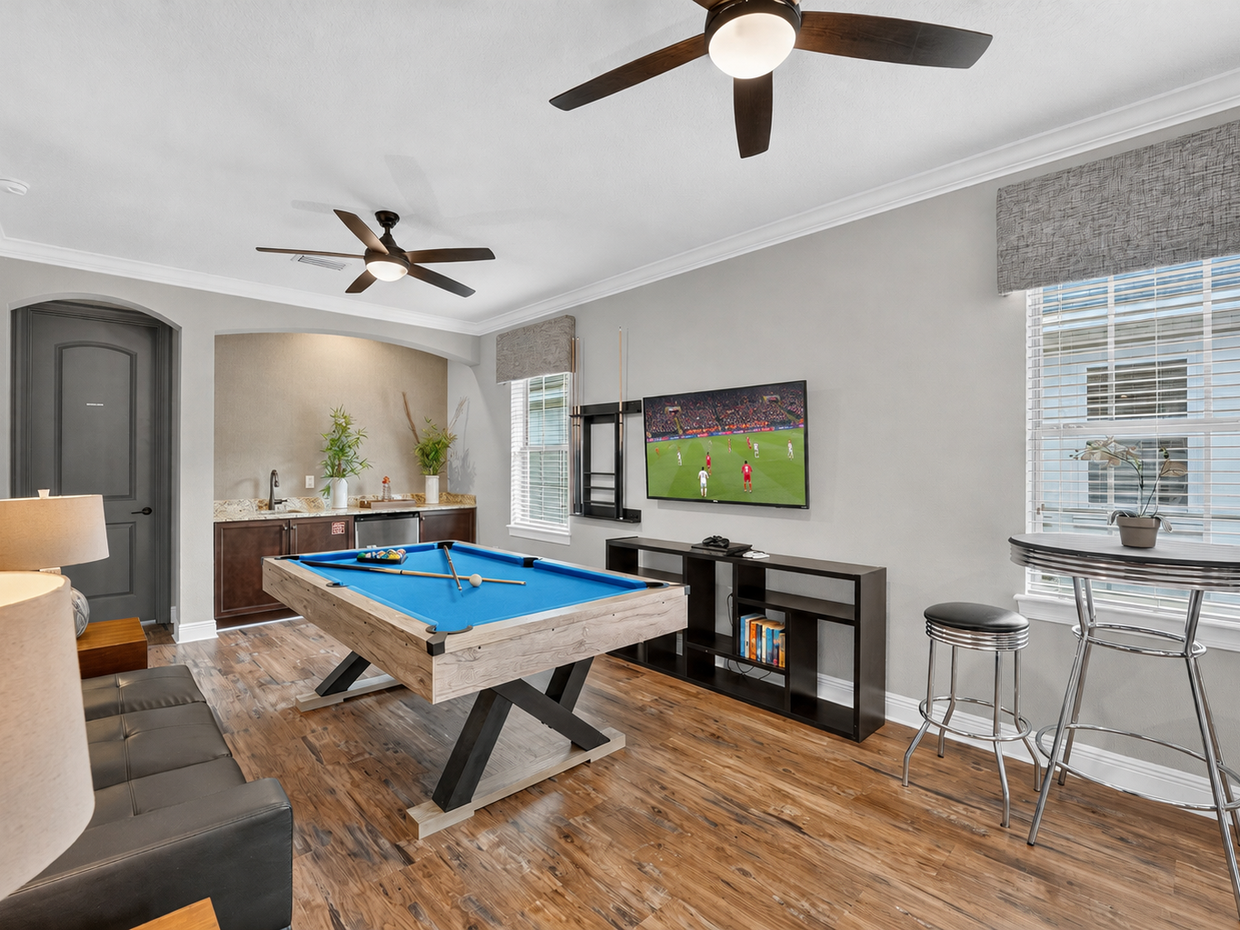 Cozy second-floor living room with even more entertainment!