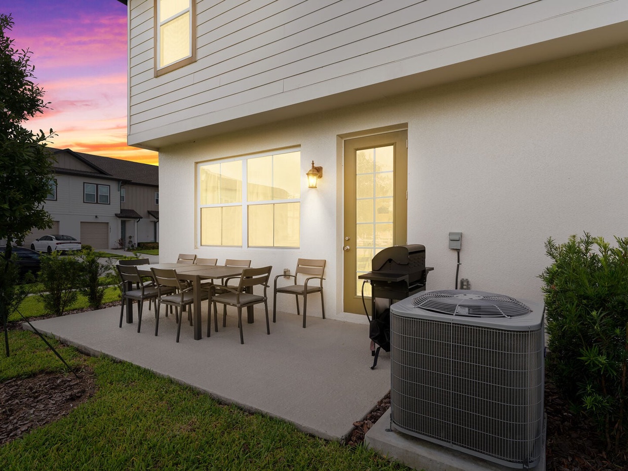 Enjoy an evening outside while you enjoy the breathtaking views.