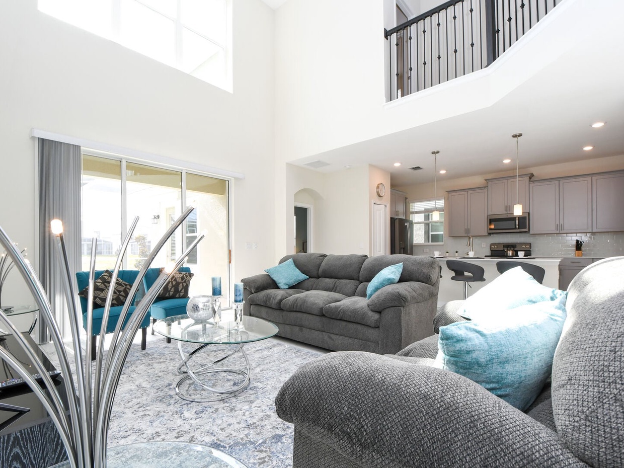Open-concept spaces, ideal for spending time with family and friends.
