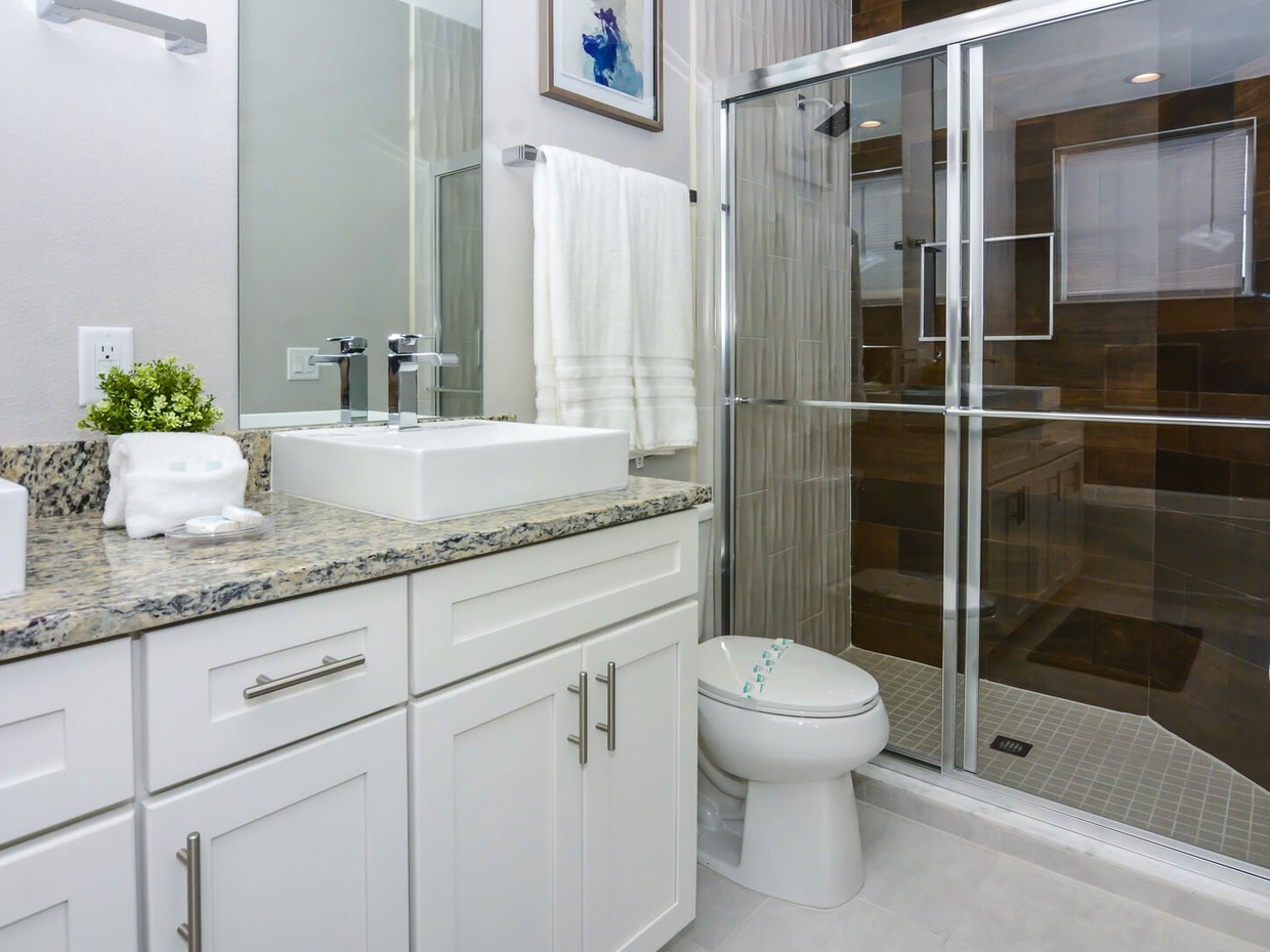 Beautiful high quality Bathrooms!
