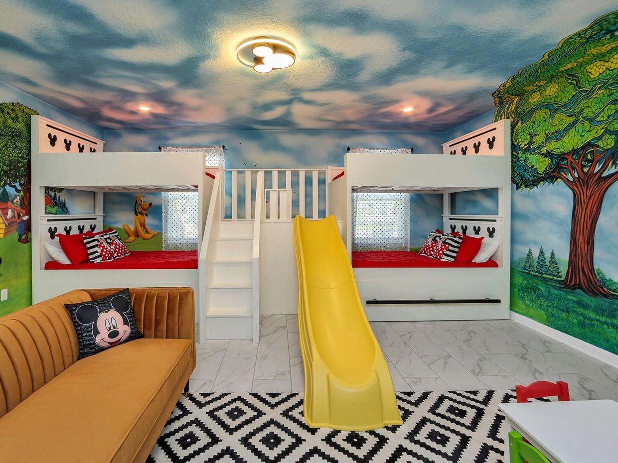 Going to sleep was never so fun in our amazing kid's room.