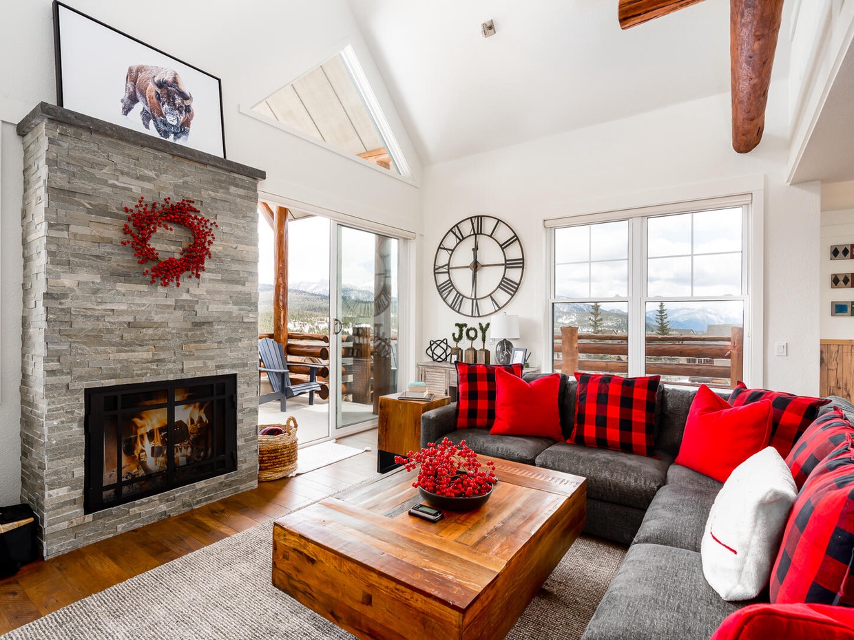 View Saddle Ridge D1 Moonlight - SaddleridgeD2 Web 22 