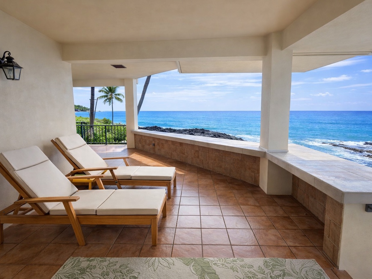 A peaceful oceanfront lanai