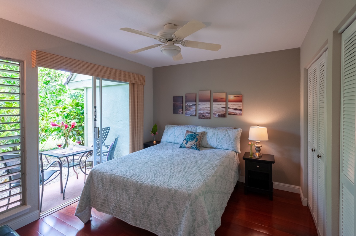 Kauai vacation rentals Puamana 25B downstairs bedroom