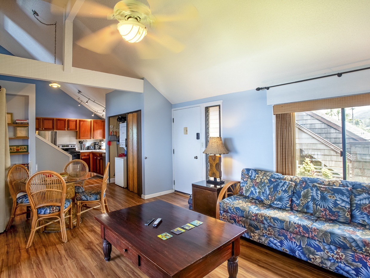 The living and dining area has plenty of room for your whole crew, whether you're sitting down for dinner and a board game, or kicking your feet up for movie night.
