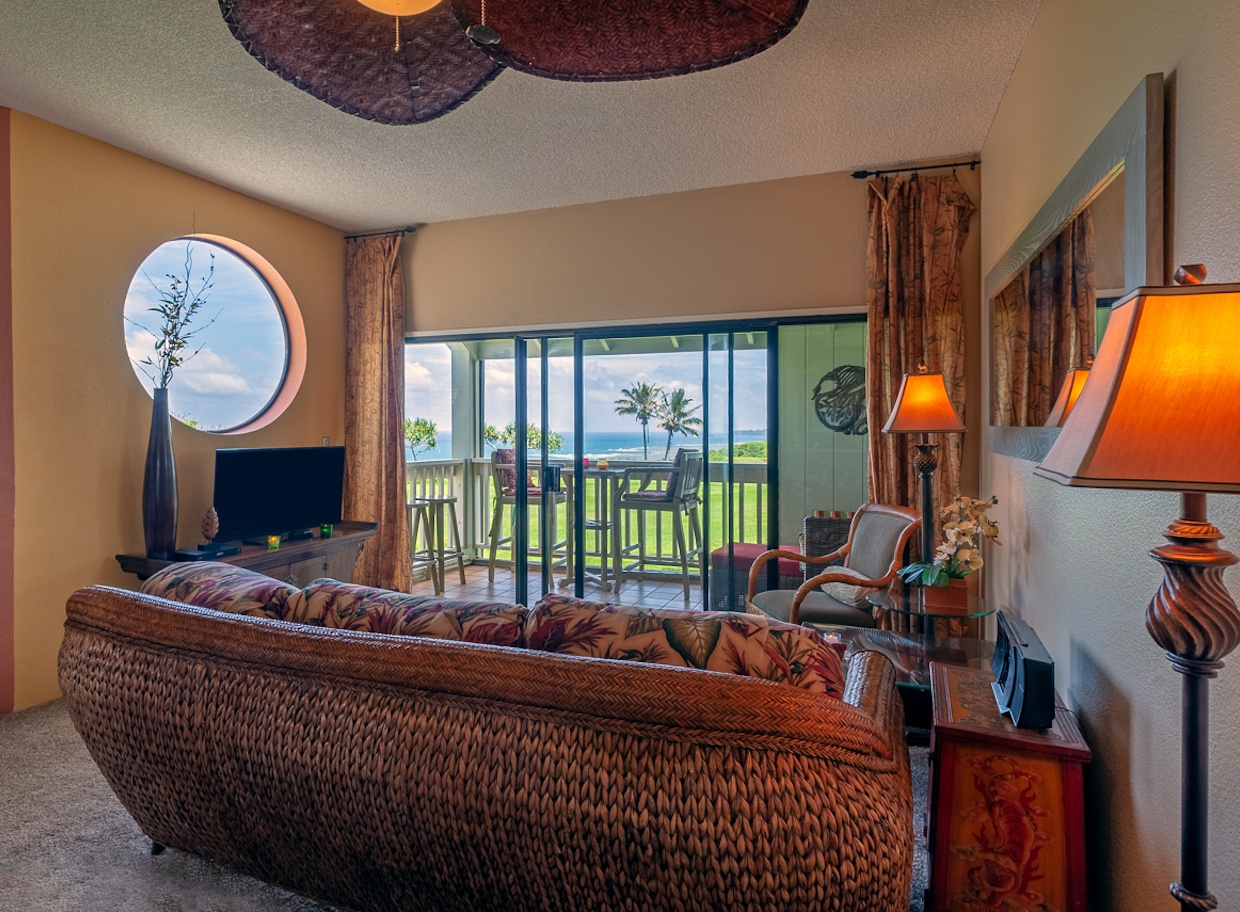 Kamahana 24 Living Room