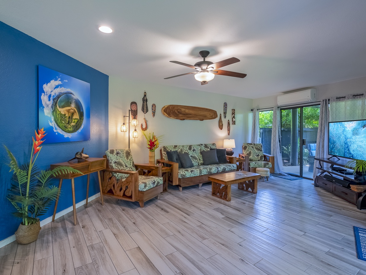 Mauna Kai 5A has a beautifully updated interior, with real wood floors and locally sourced artwork throughout the unit!