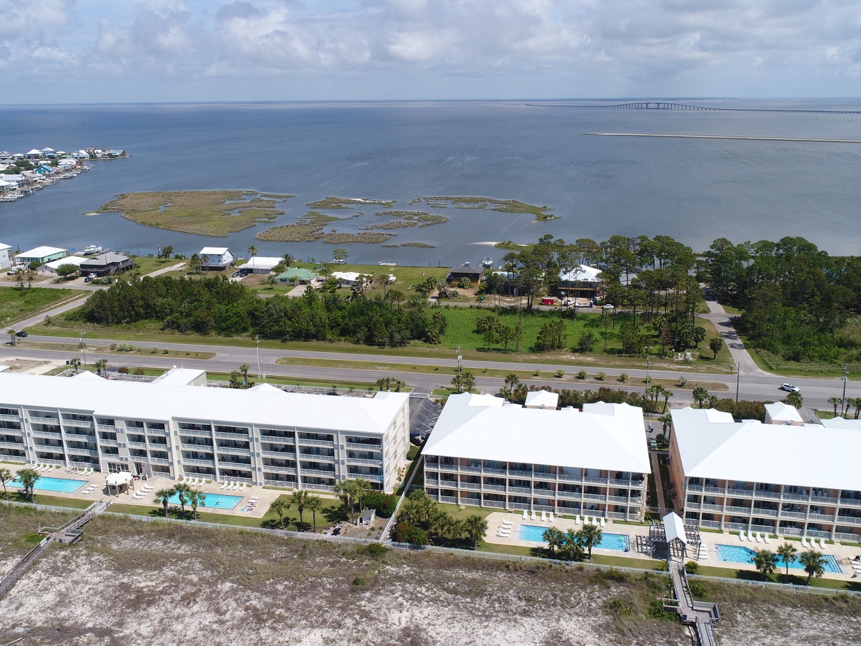 aerial view of full property
