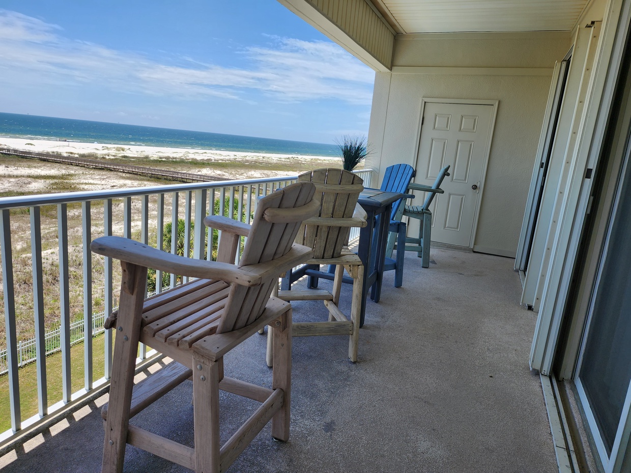 balcony furniture
