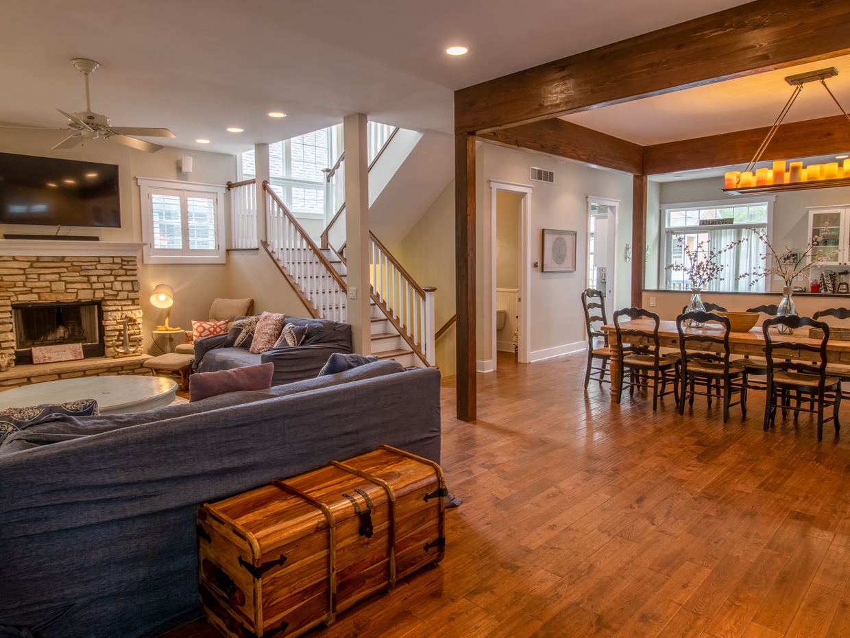 Main Level | Living Room