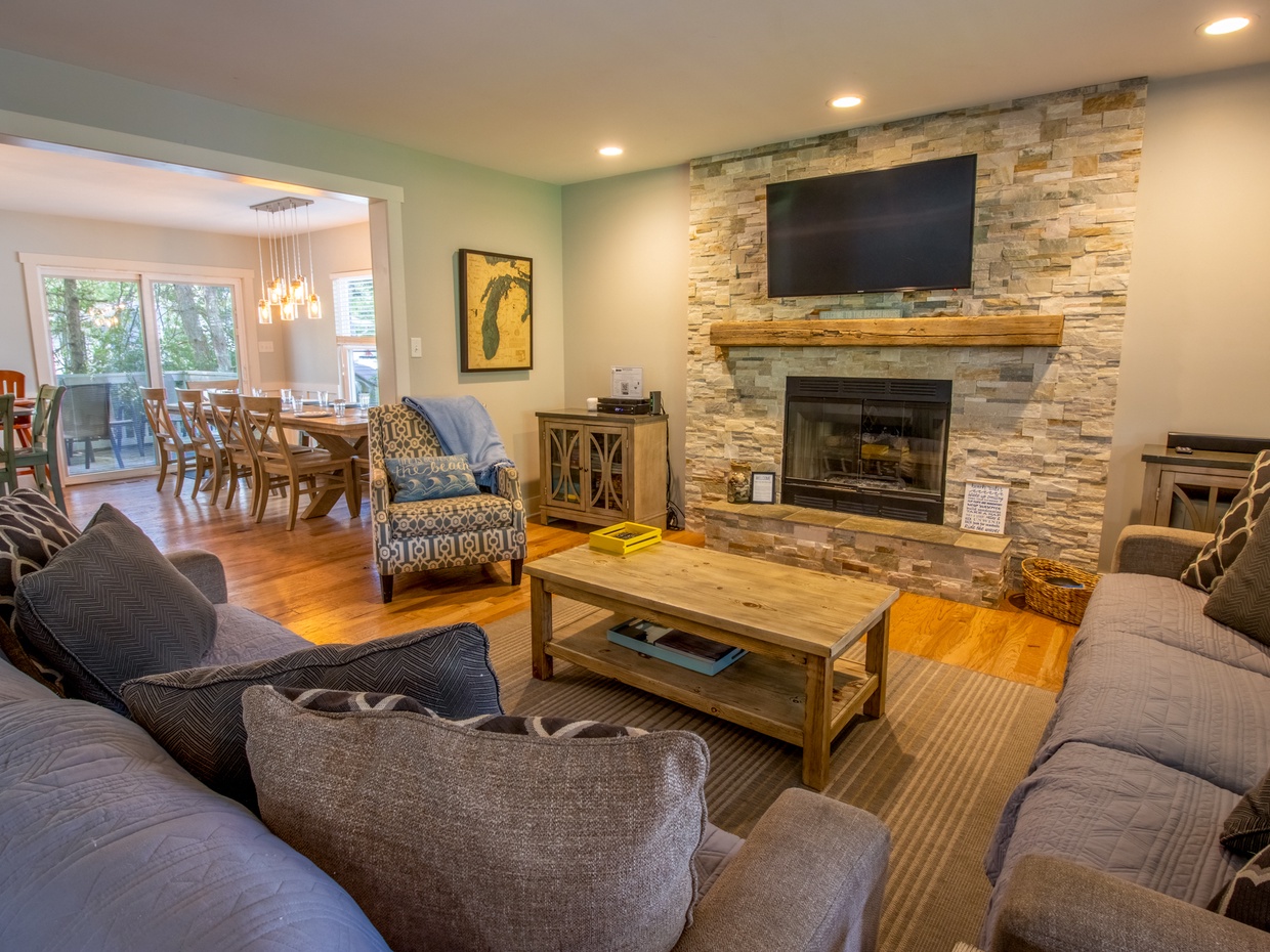 View Key Lime and Keyhole Cottage (The Keys) | A Michigan City