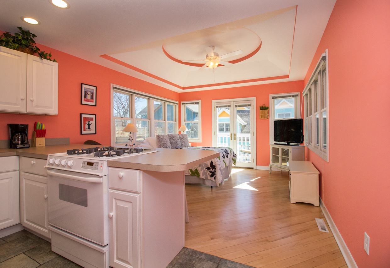 Main Level | Kitchen