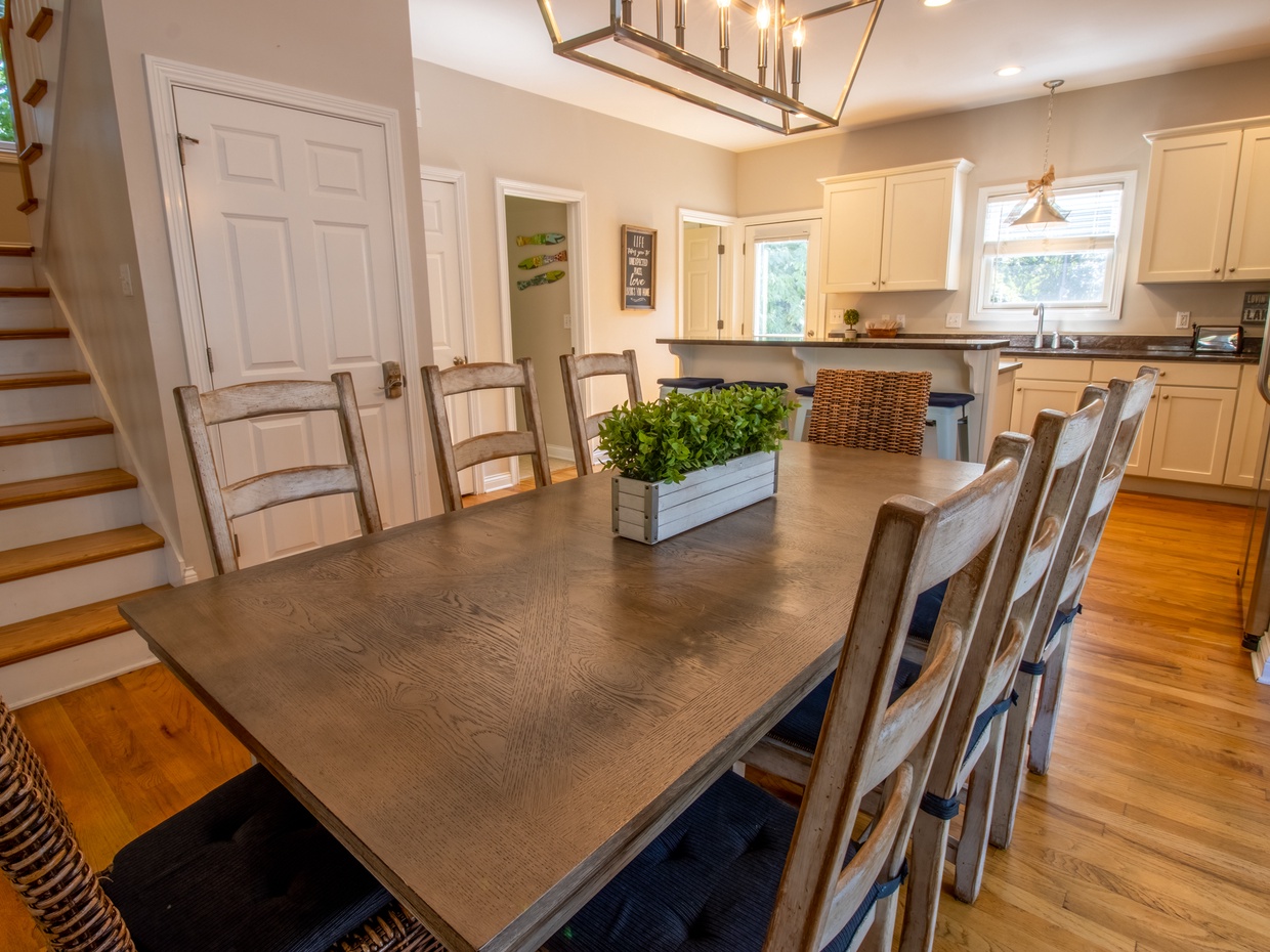 Main Level | Dining Room