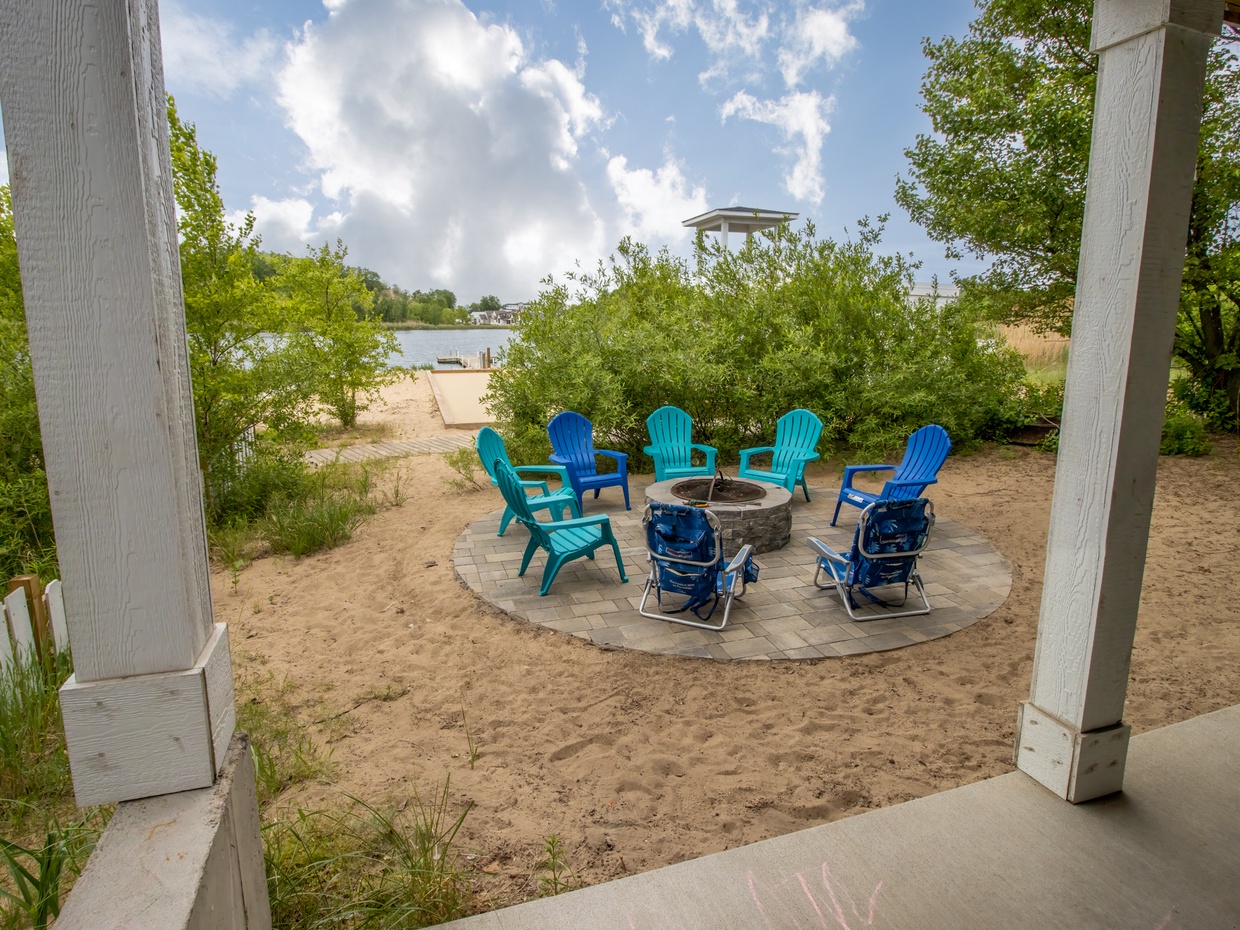 Outdoor Living | Fire Pit