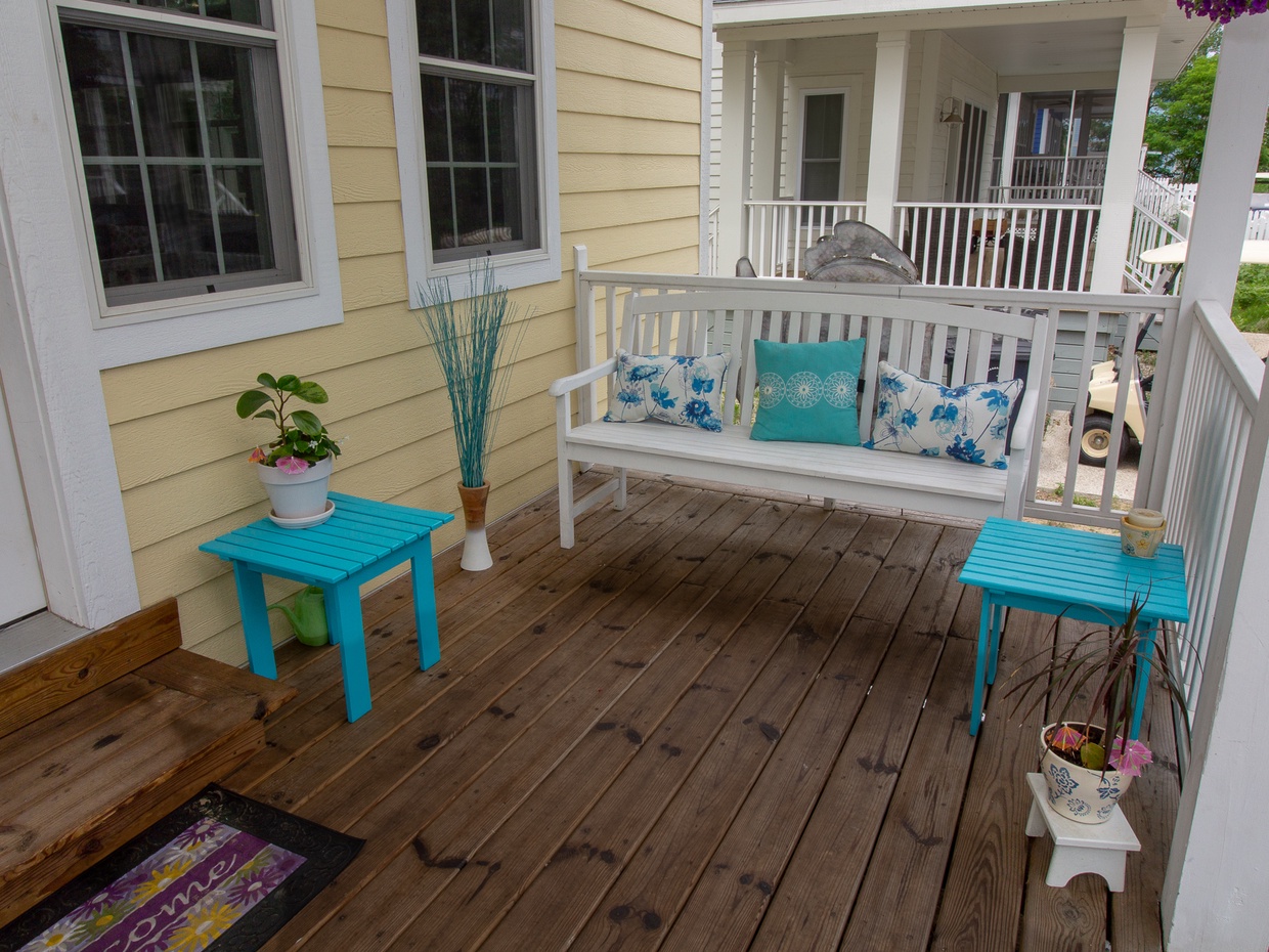 Outdoor Living | Front Porch