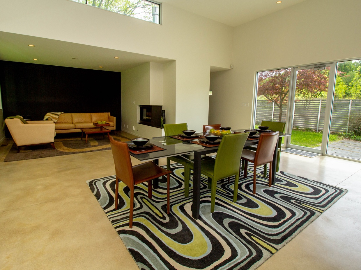 Main Level | Dining Room