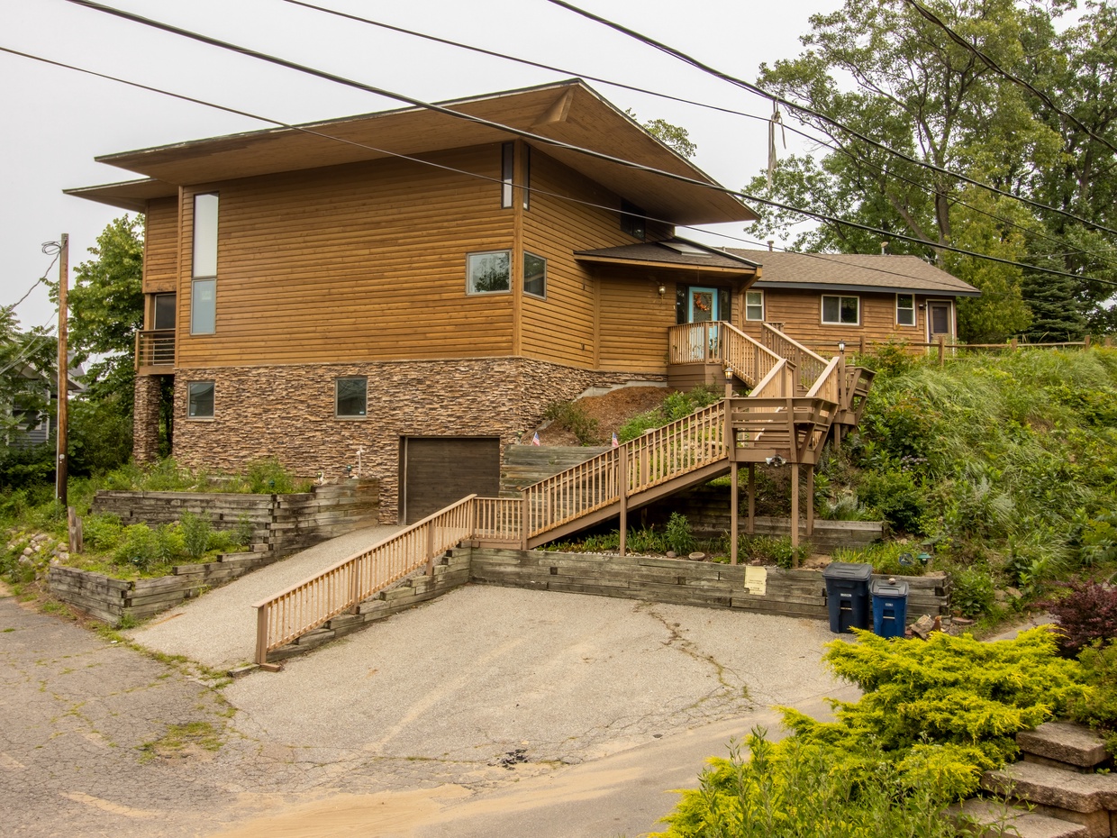Welcome to Upland Lodge!