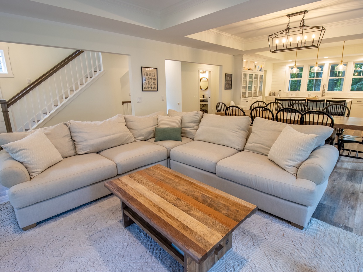 Main Level | Living Room