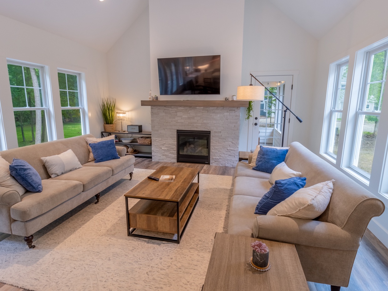 Main Level | Living Room | Gas Fire Place
