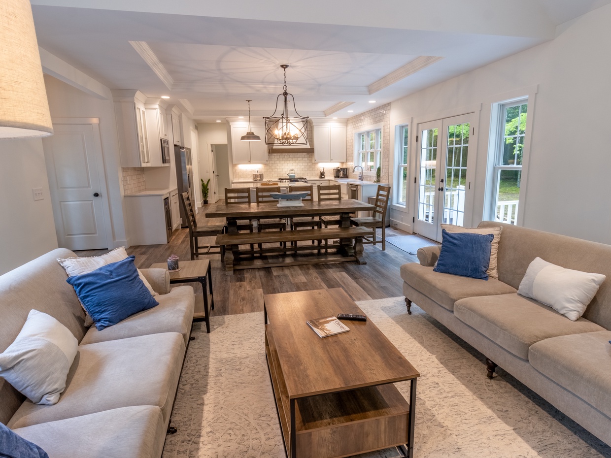 Main Level | Living Room