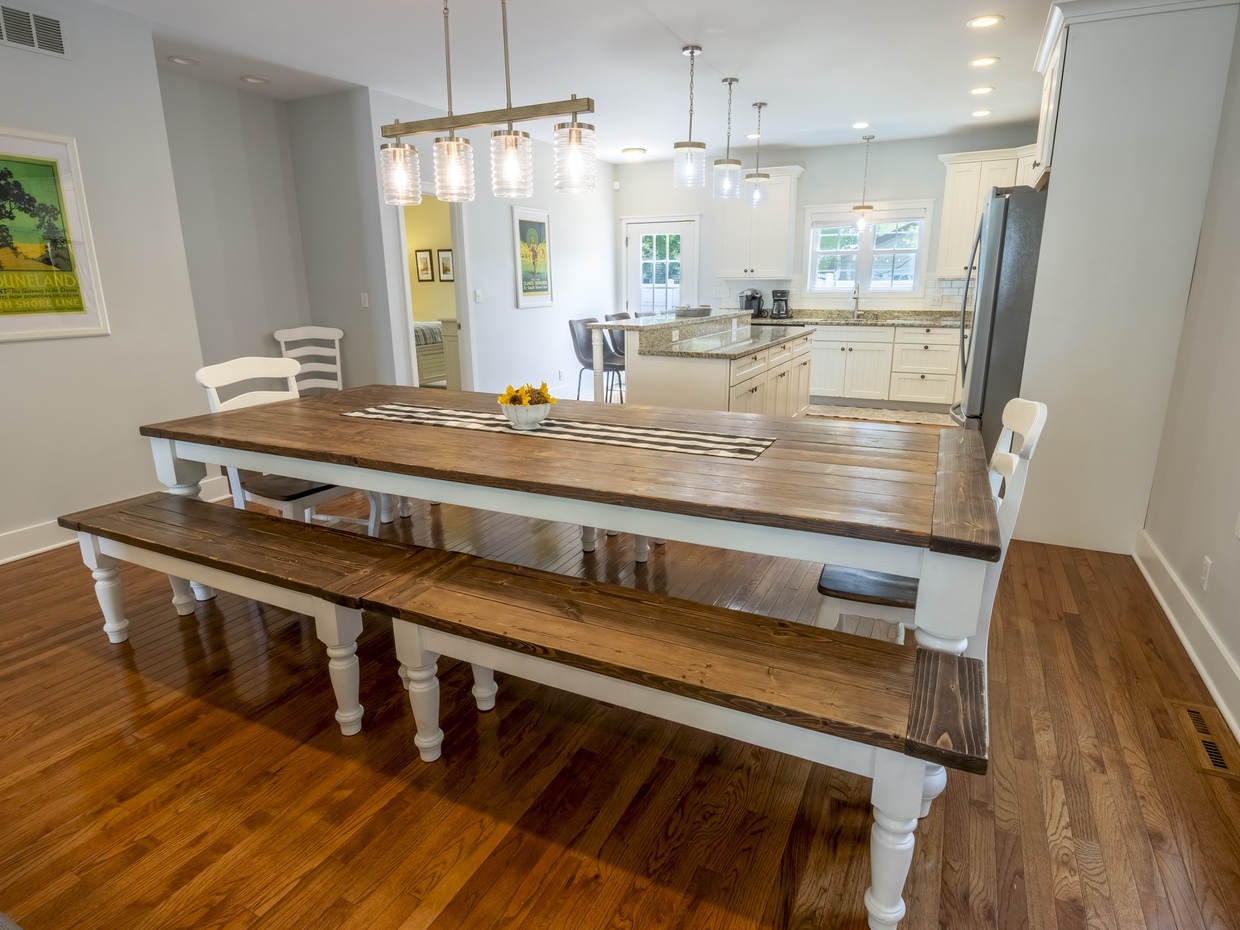 Main House | Main Level | Dining | Kitchen
