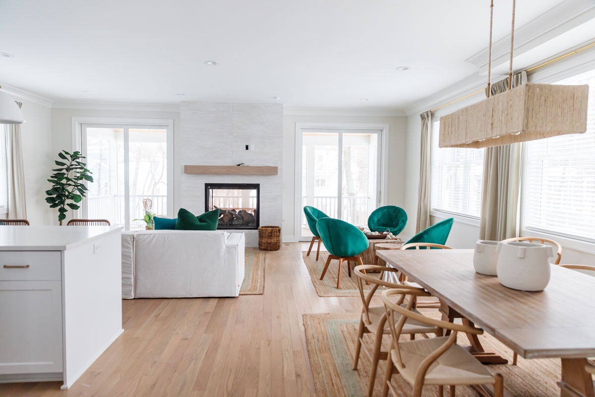 Main Level | Dining Room 
