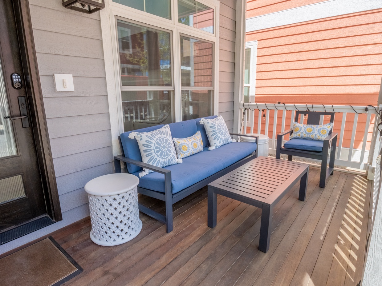 Front Screened in Porch