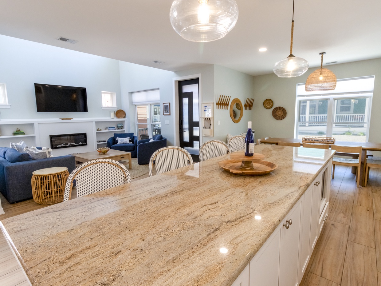 Main Level | Kitchen