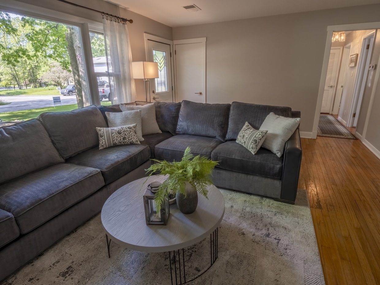 Main Level | Living Room