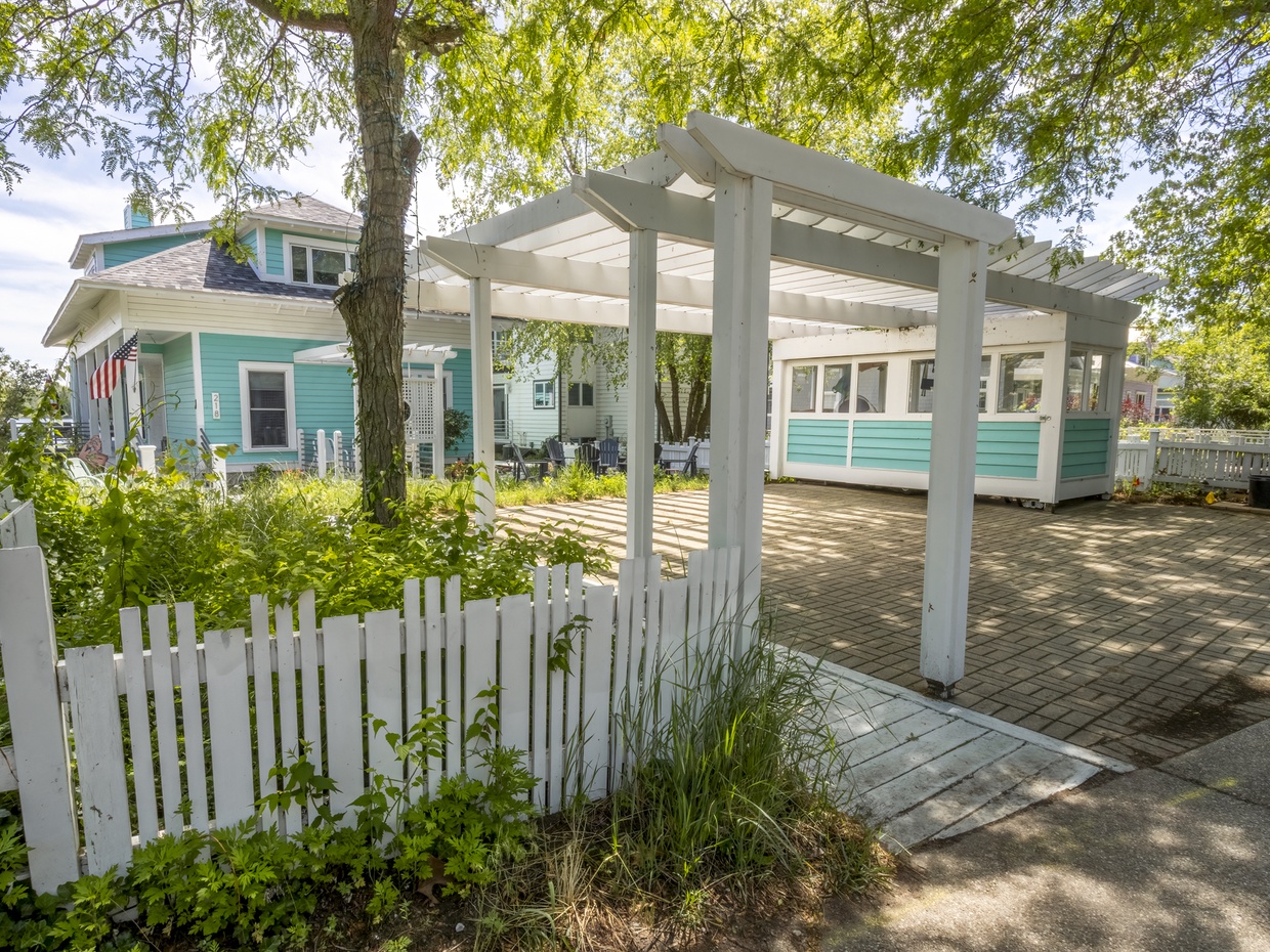 Welcome to Barefoot Bungalow