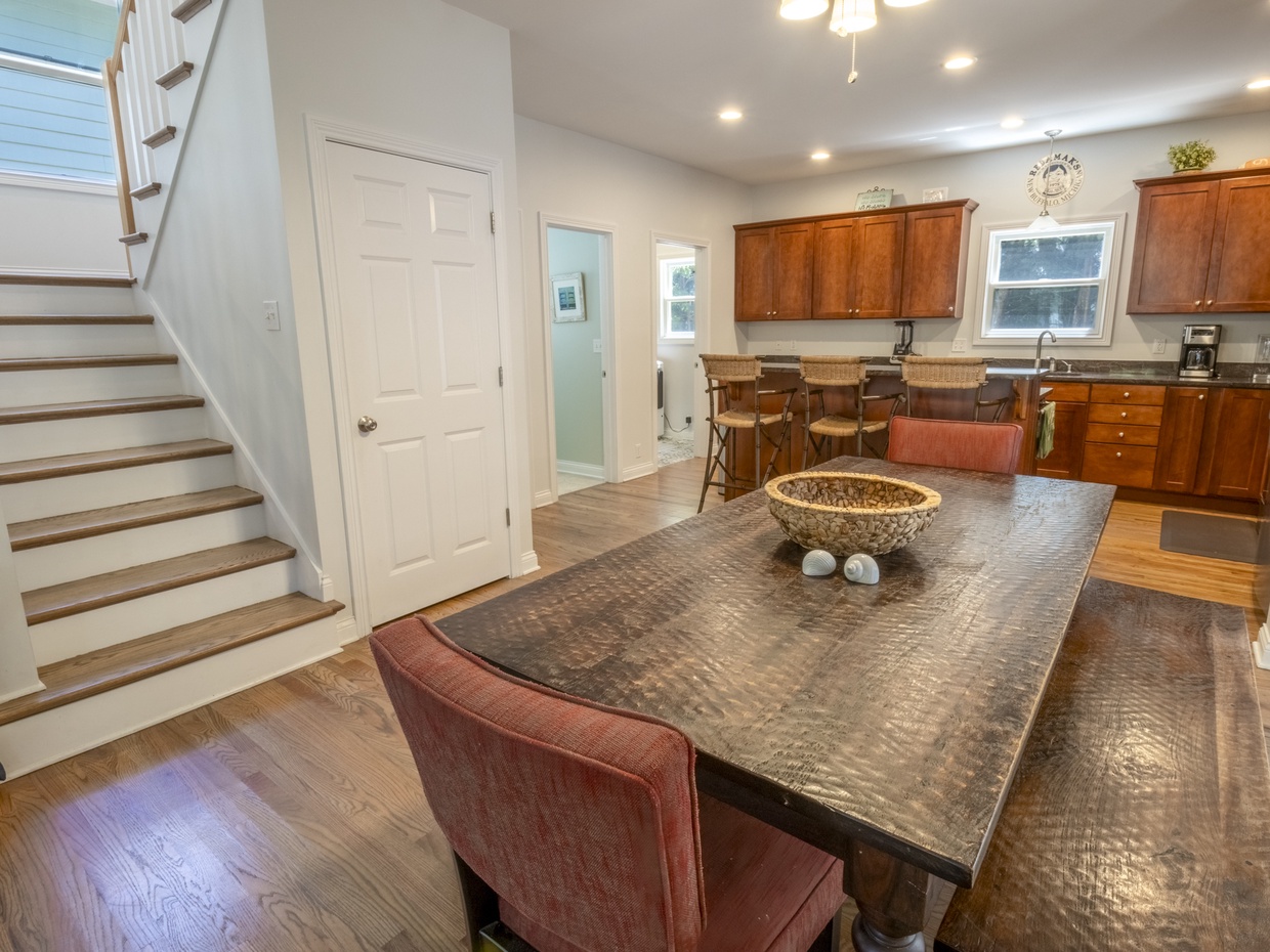 Main Level | Dining | Kitchen