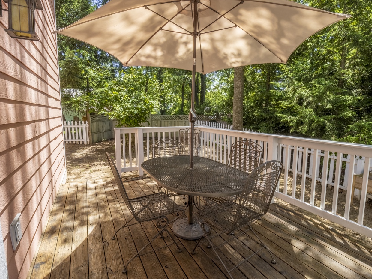 Outside | Dining