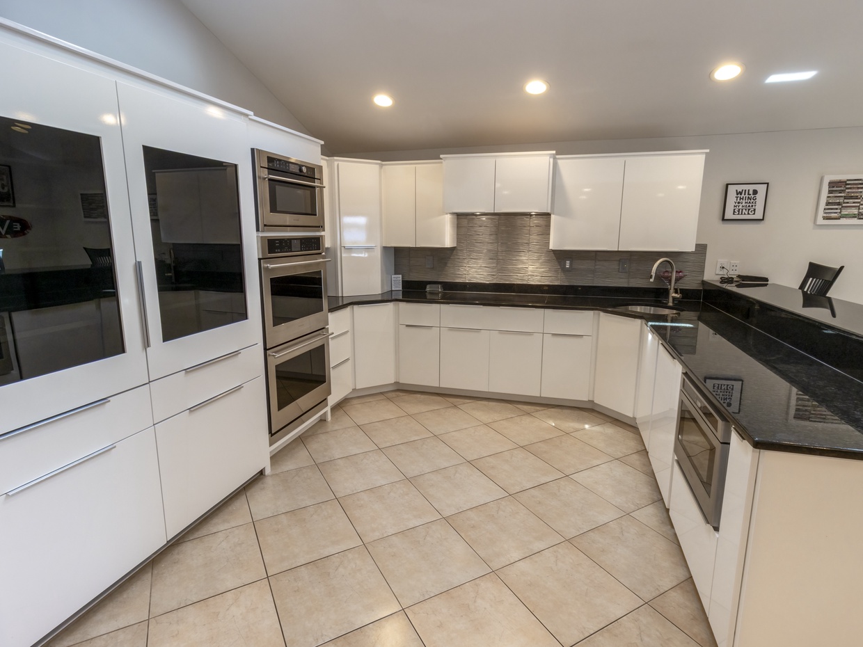 Main Level | Kitchen
