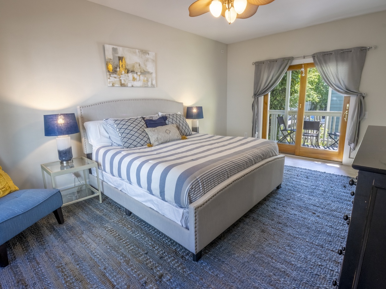 Main Level | Bedroom 1 | King | Attached Bath