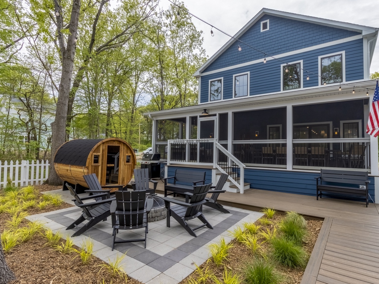 Back Patio | Fire Pit | Sauna