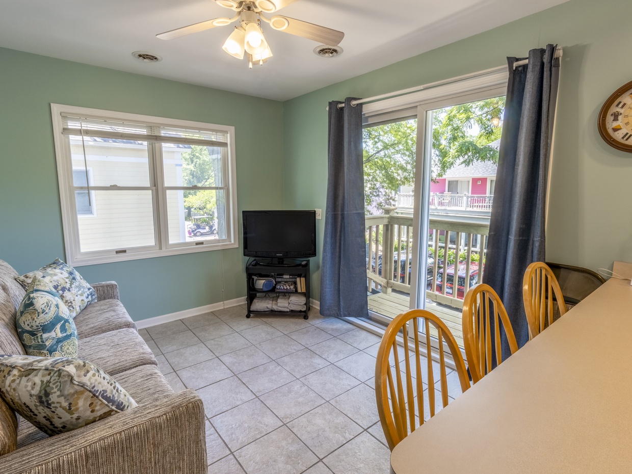 Main Level | Living Room