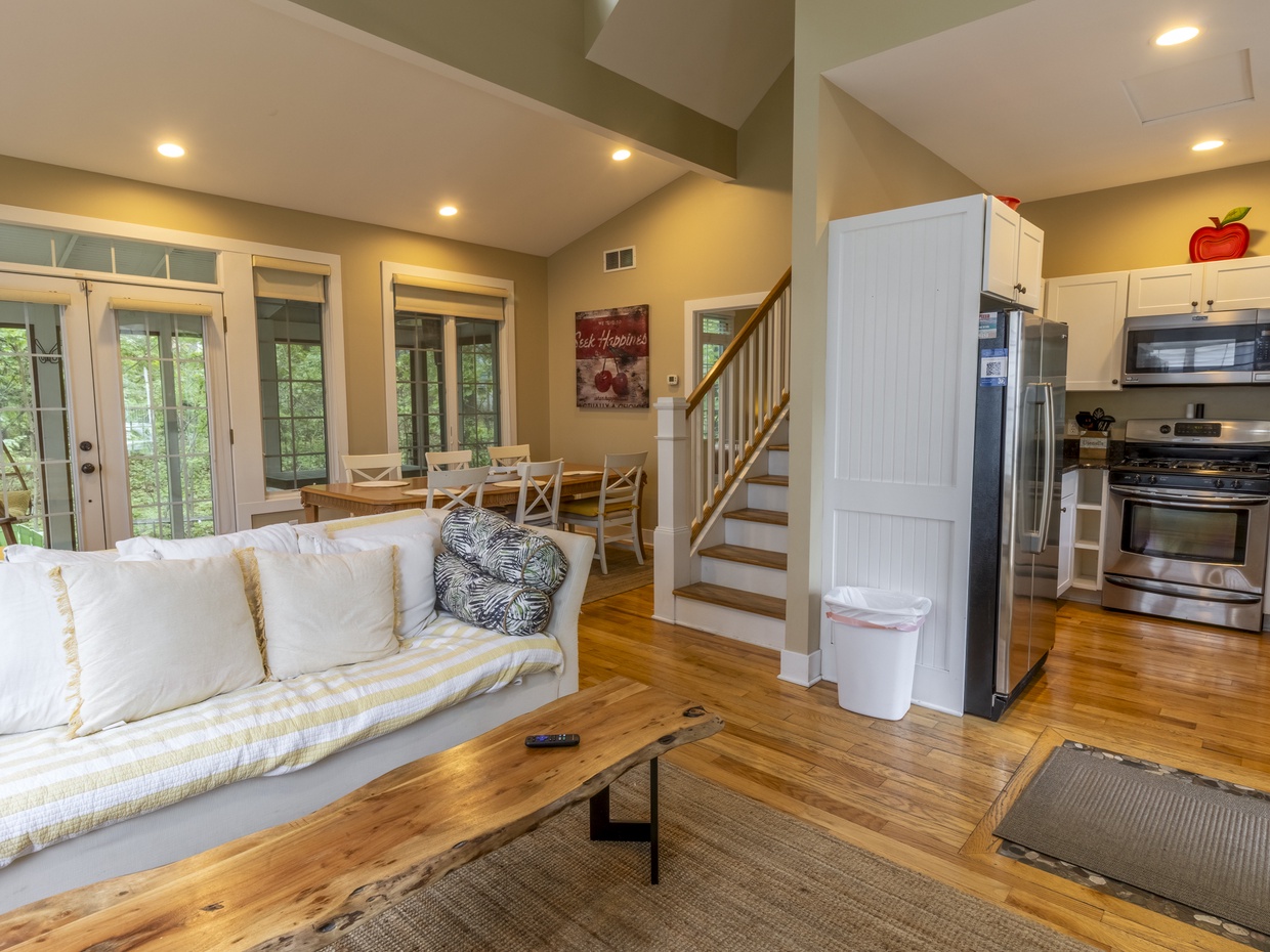 Main Level | Living Room | Kitchen | Dining