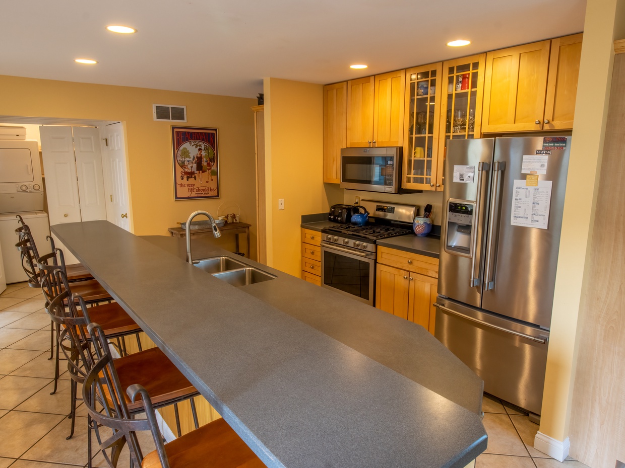 Main Level | Kitchen | Laundry