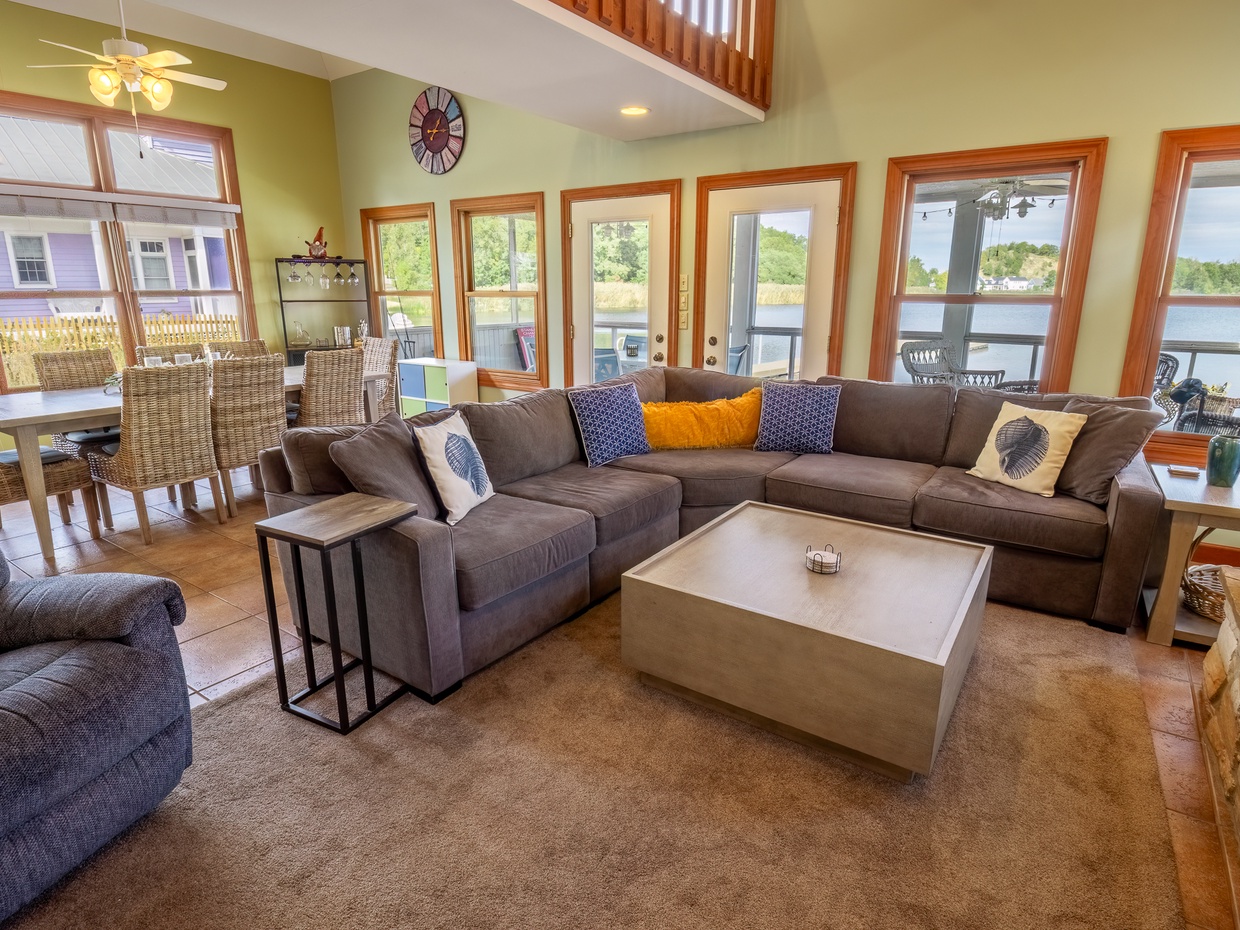 Main Level | Living Room