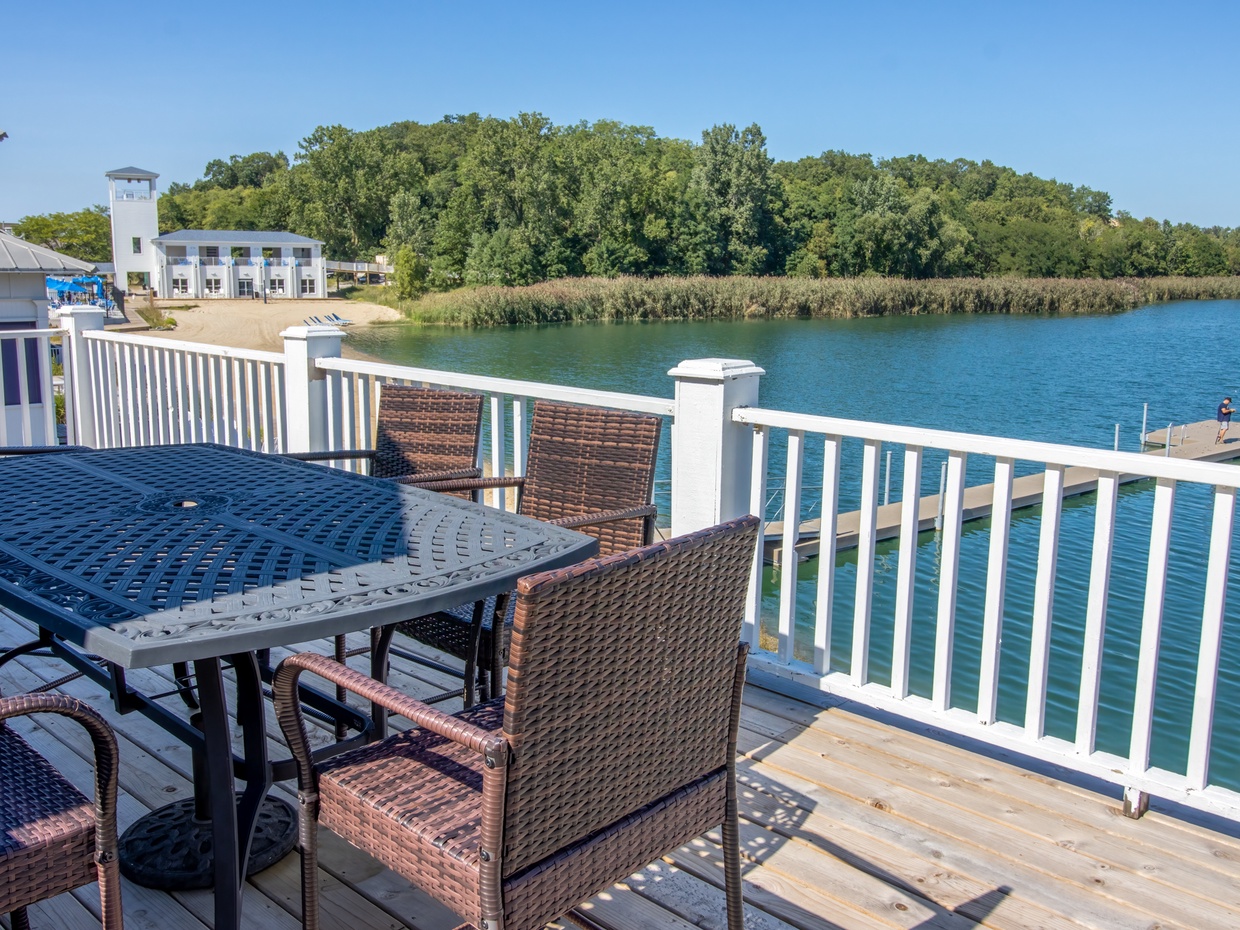 Second Level | Balcony Overlooking Lake Kai